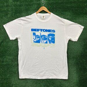 Deftones Private Music white graphic T-shirt in size XL